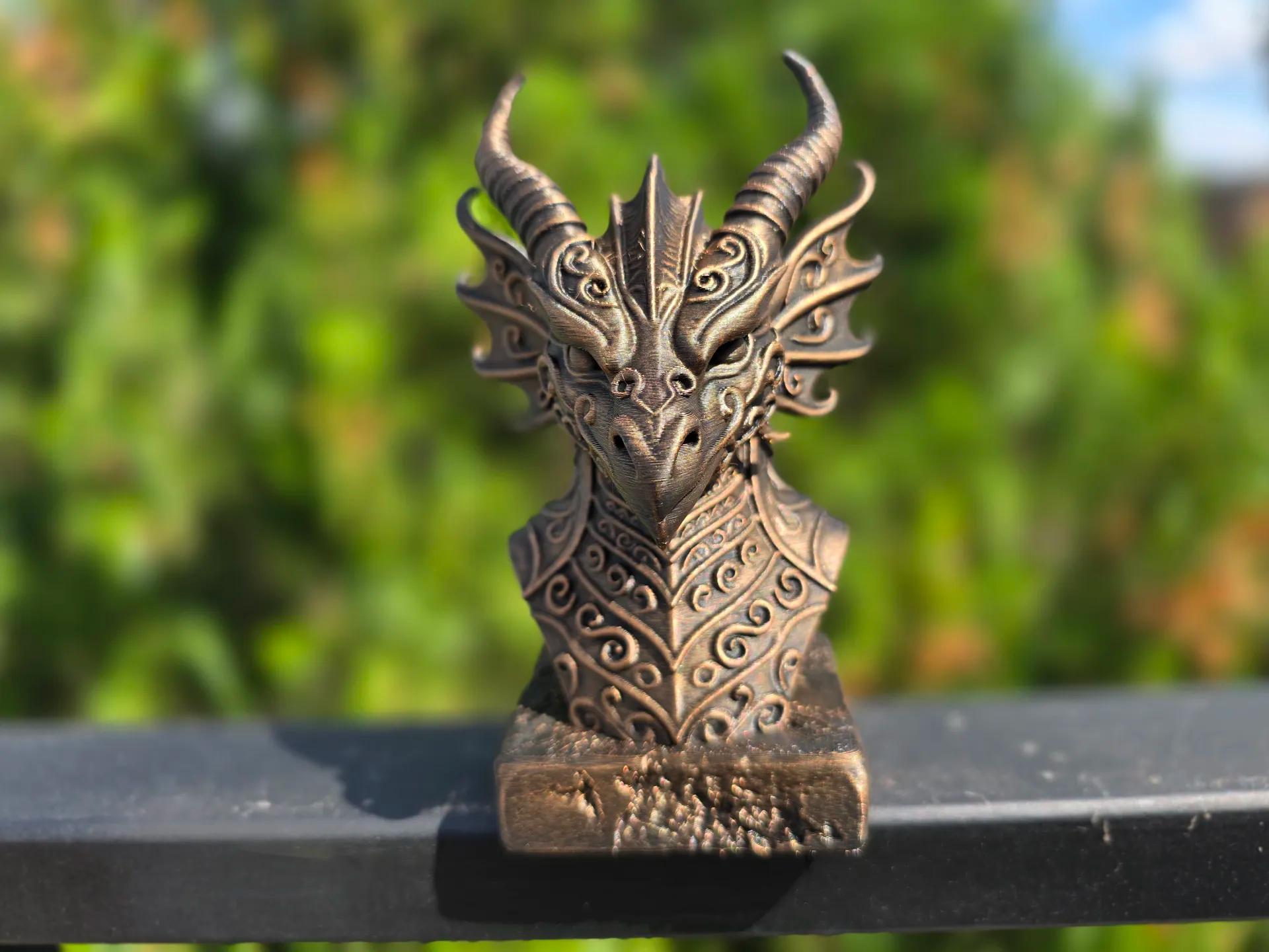 SÜSLÜ EJDERHA BÜSTÜ