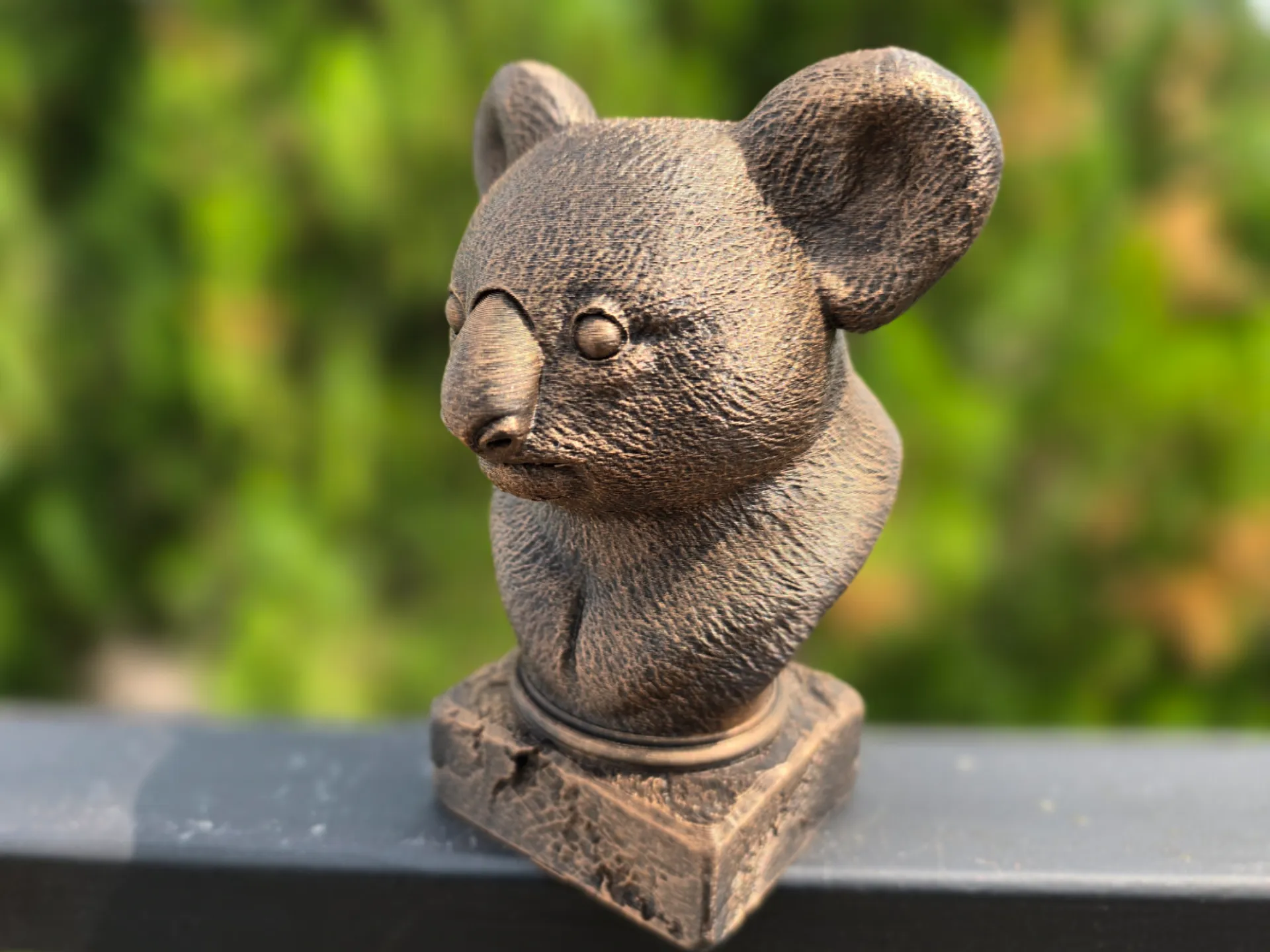KOALA BÜSTÜ