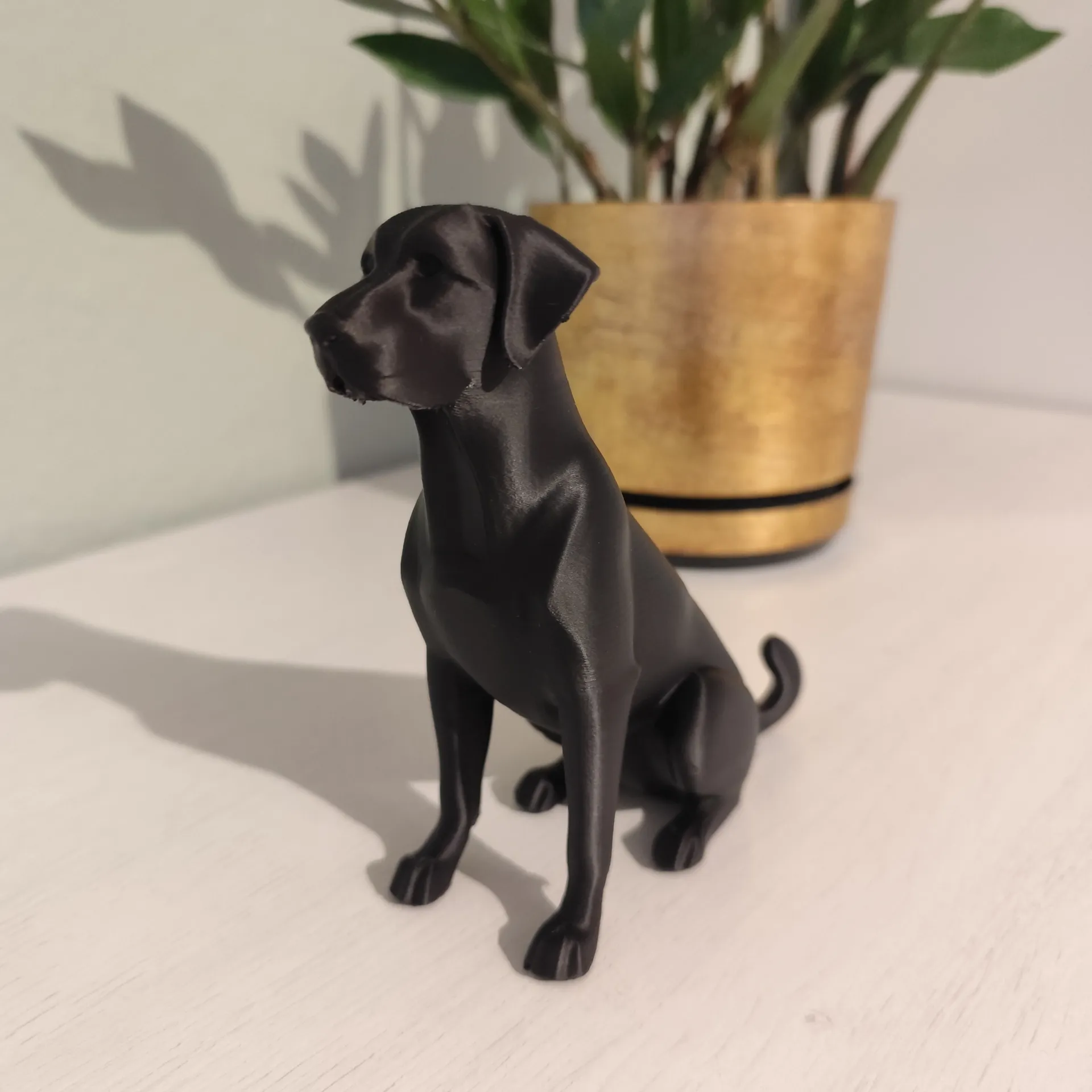 Labrador Heykeli